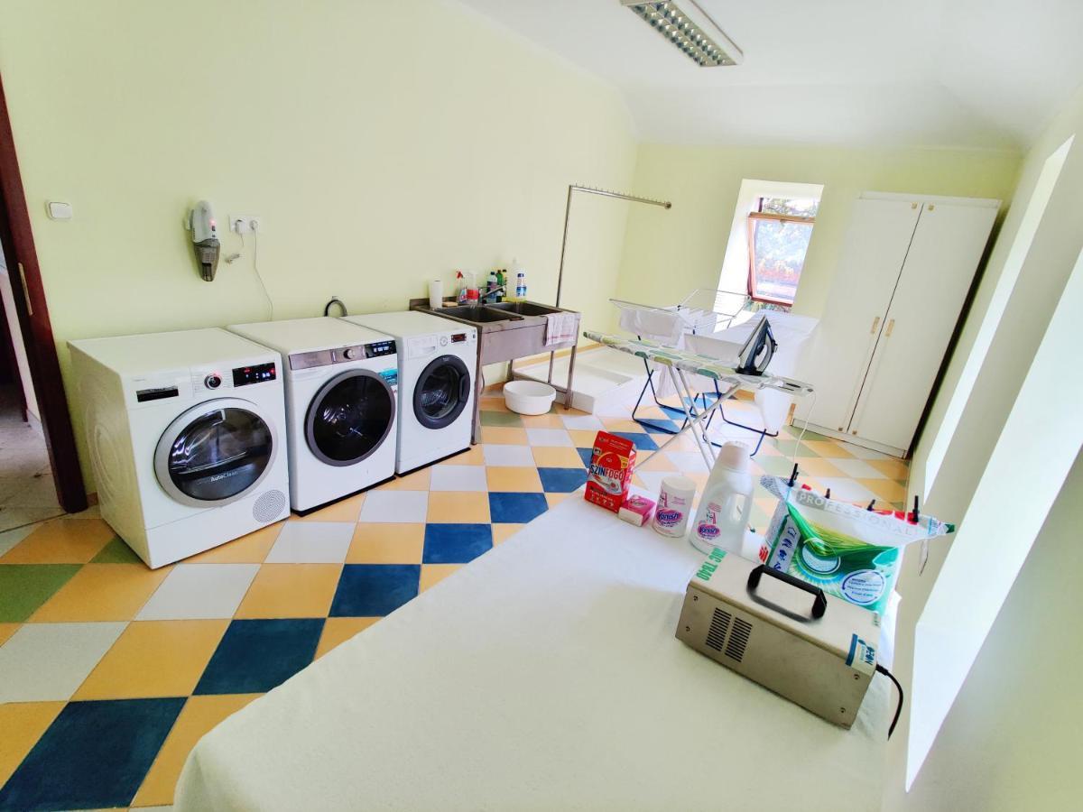 Bliss Rest Apartment Nyiregyhaza Bagian luar foto